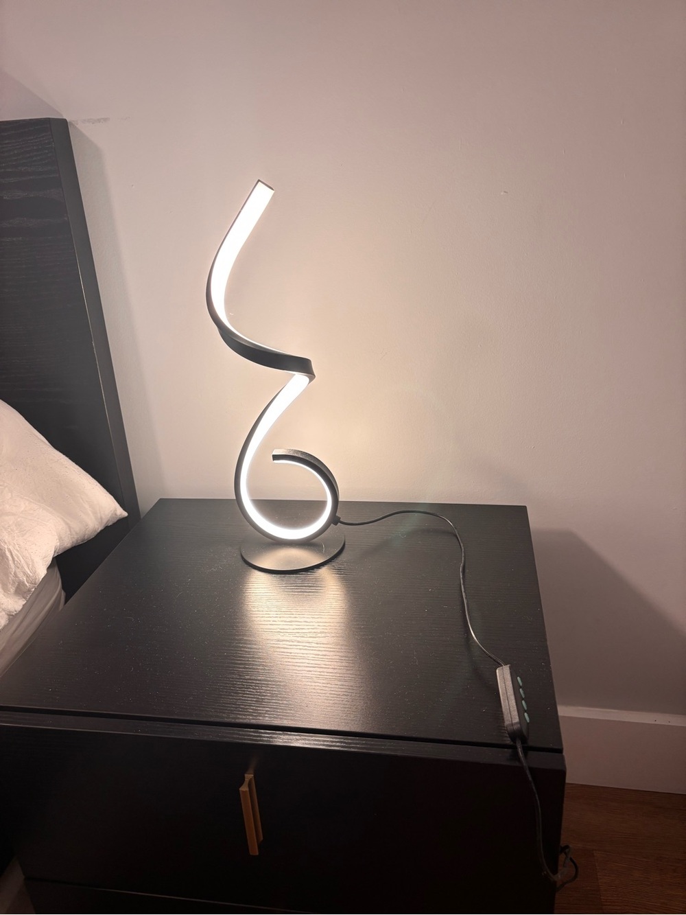 Modern Spiral LED Table Lamp in White